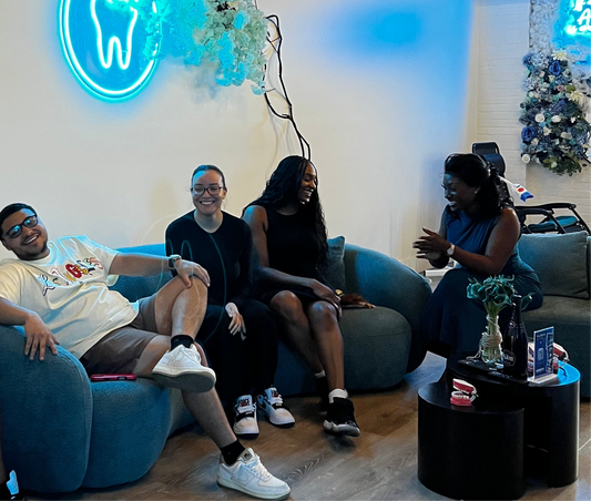Small Glow Group (3–4 people)